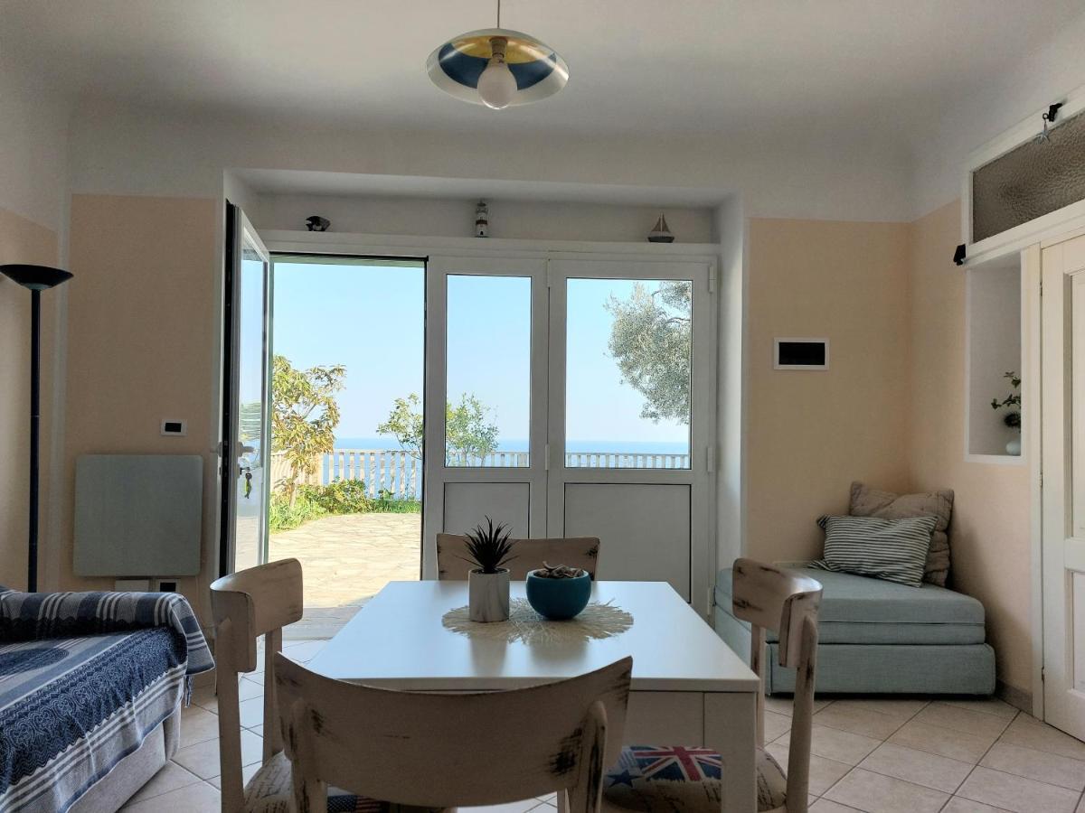 Appartement Una Finestra Sul Mare Monolocale à Bergeggi Extérieur photo