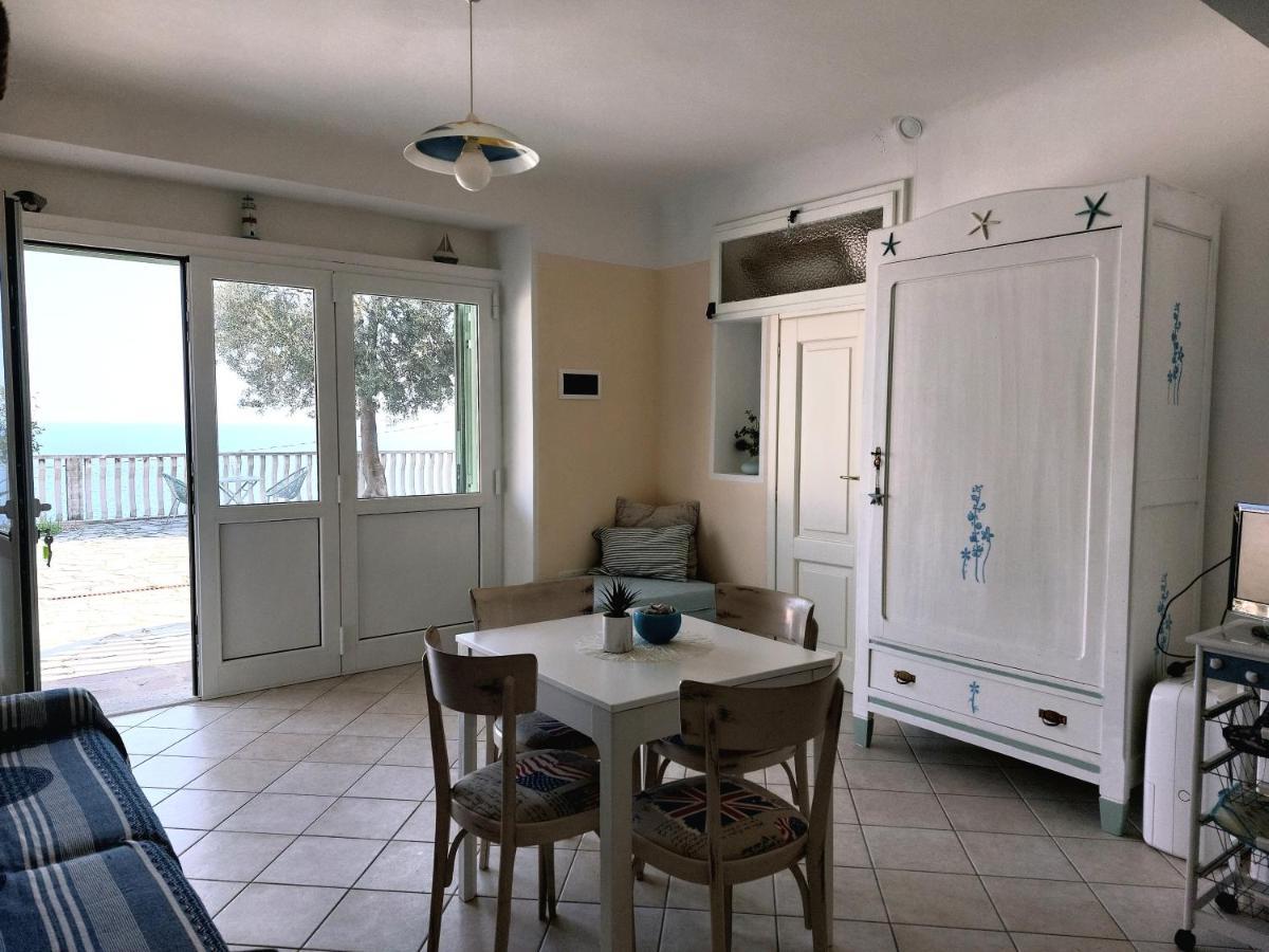 Appartement Una Finestra Sul Mare Monolocale à Bergeggi Extérieur photo