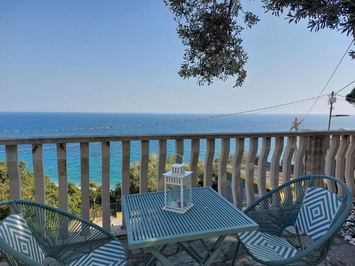 Appartement Una Finestra Sul Mare Monolocale à Bergeggi Extérieur photo
