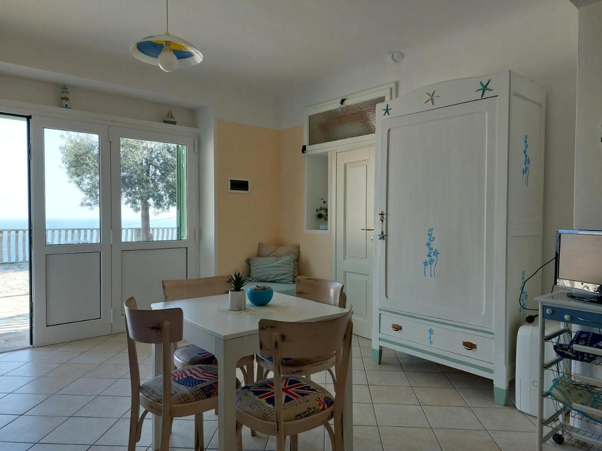 Appartement Una Finestra Sul Mare Monolocale à Bergeggi Extérieur photo