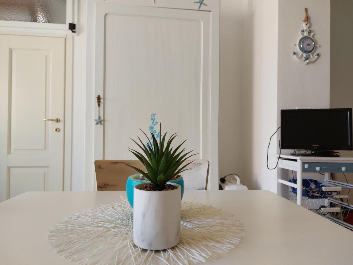 Appartement Una Finestra Sul Mare Monolocale à Bergeggi Extérieur photo